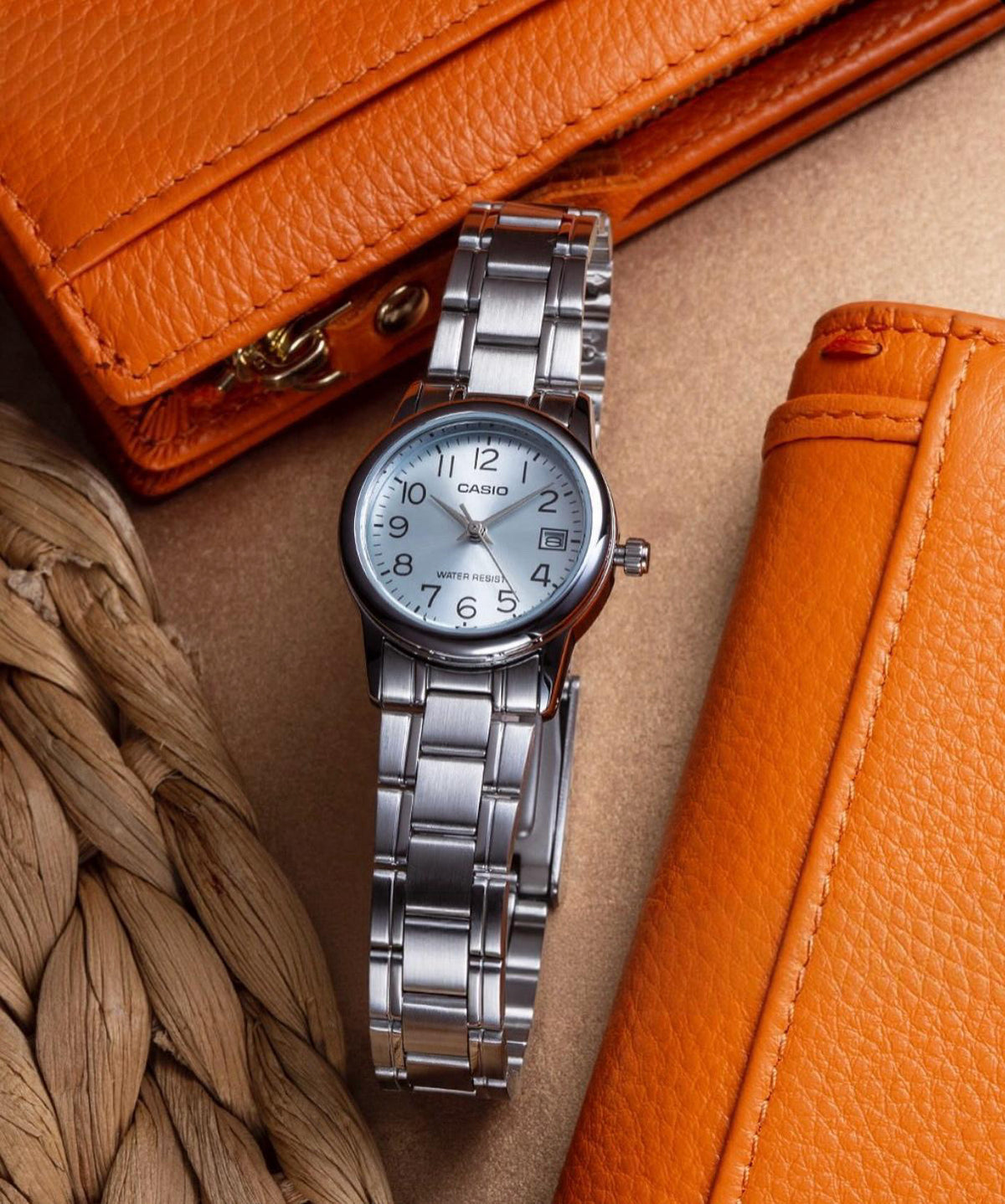Reloj Casio LTP-V002D-2B
