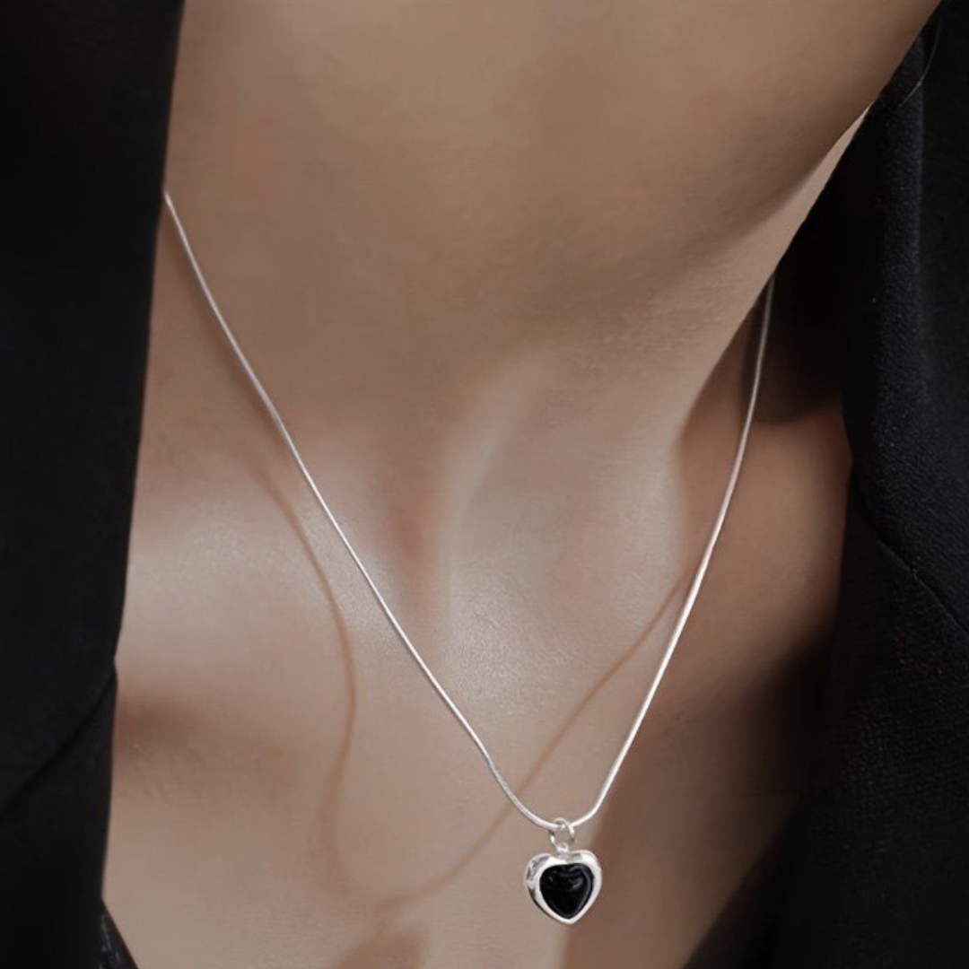 Collar Corazón Black l Plata 925