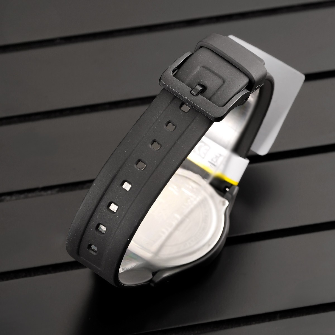Reloj Q&Q l V04A-006VY l
