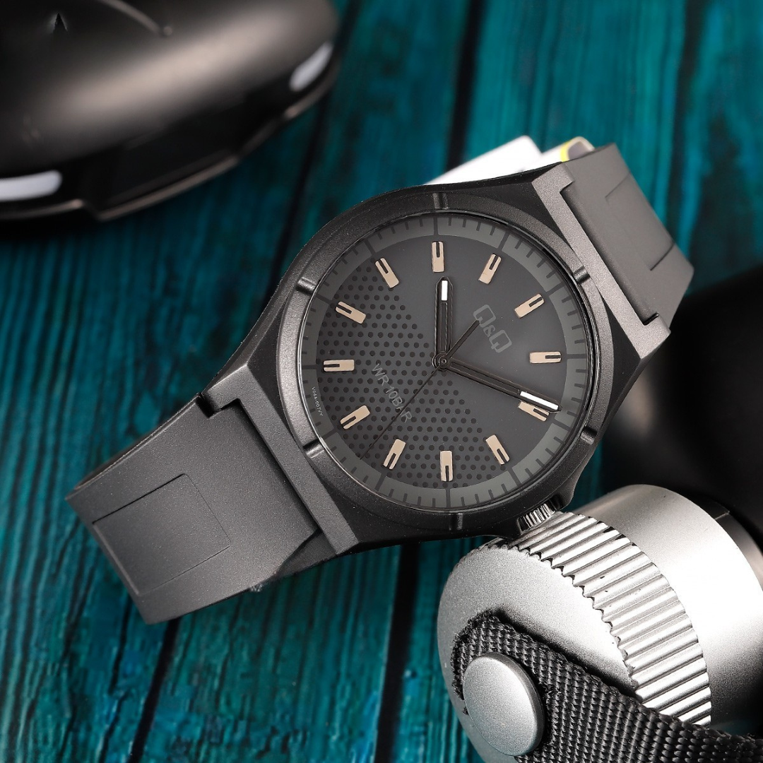 Reloj Q&Q l V04A-006VY l