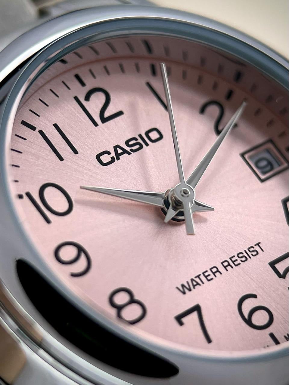 Reloj Casio LTP-V002D-2B