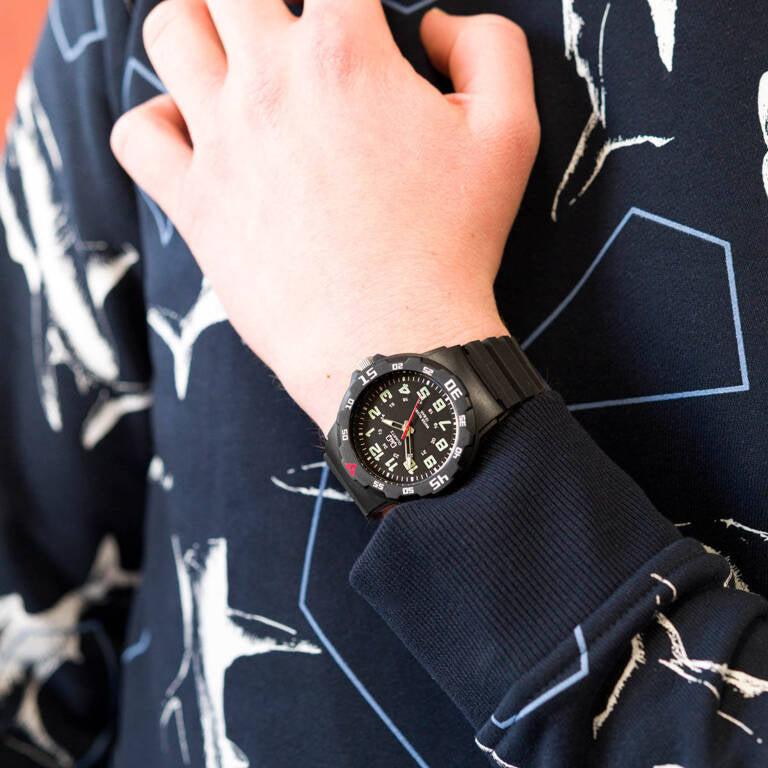 Reloj Q&Q l VR199J1Yl