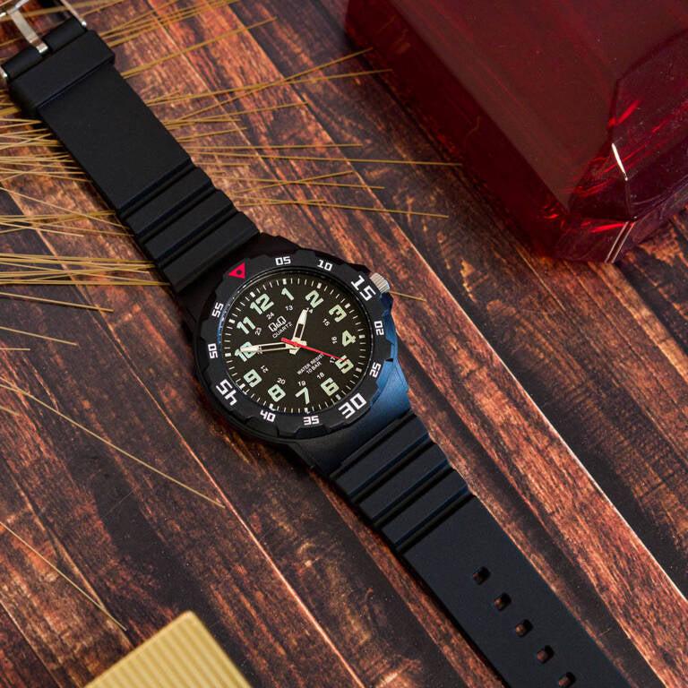 Reloj Q&Q l VR199J1Yl