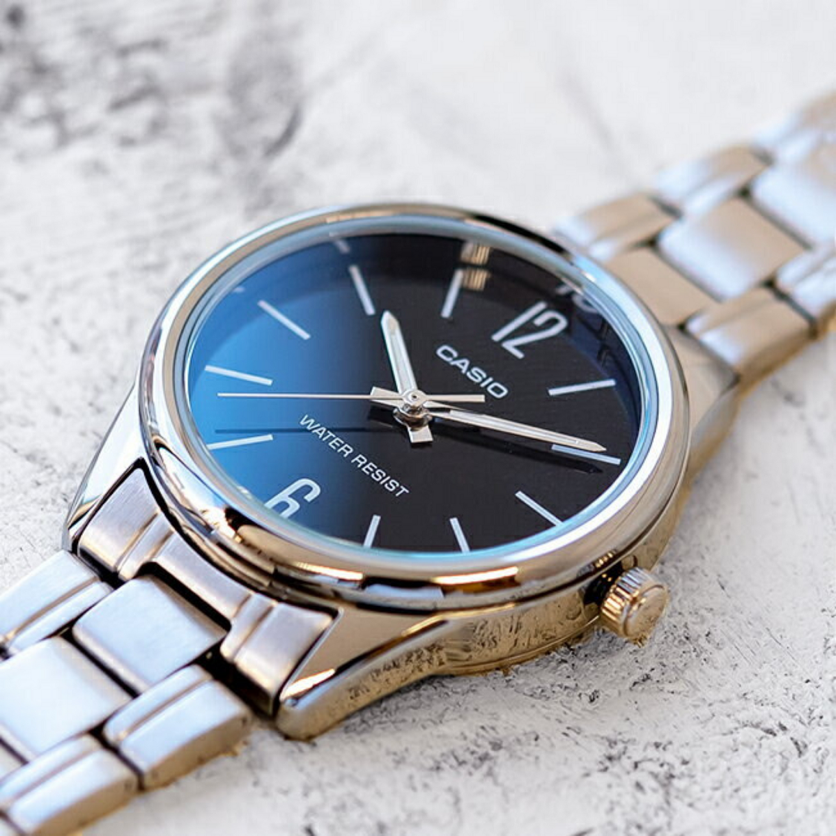 Reloj Casio V-005D