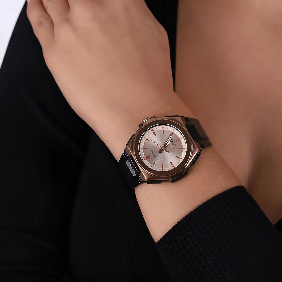 Casio LWA 300HRG