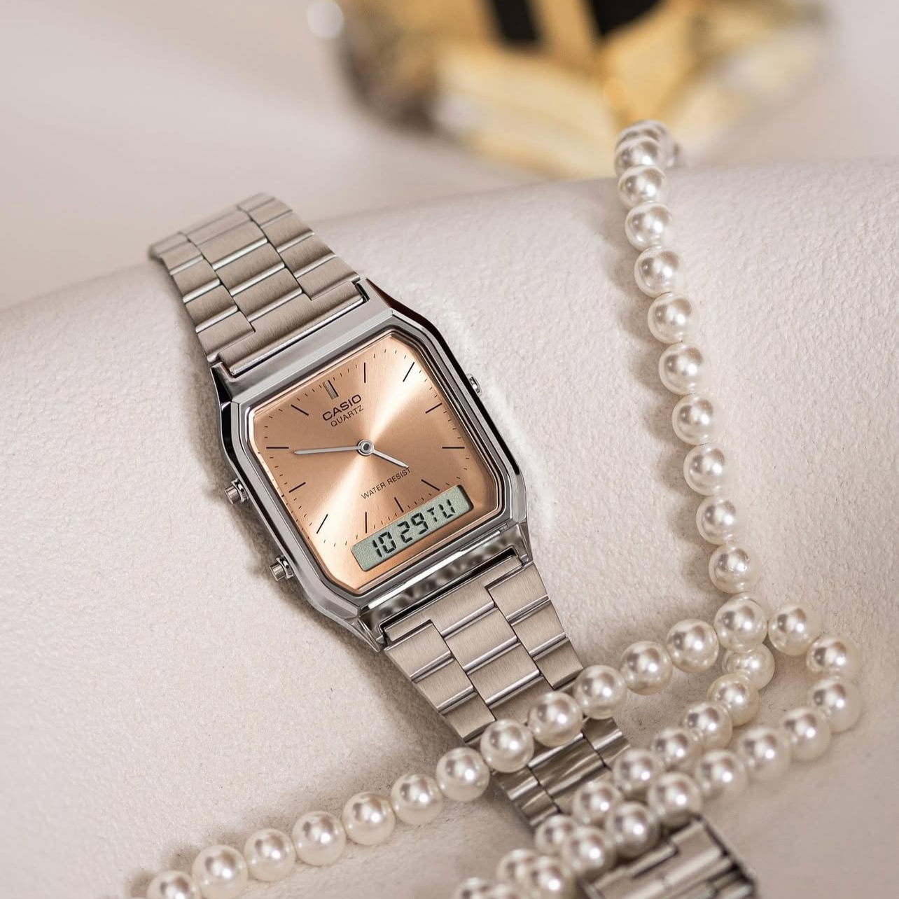 Reloj Casio Q230M