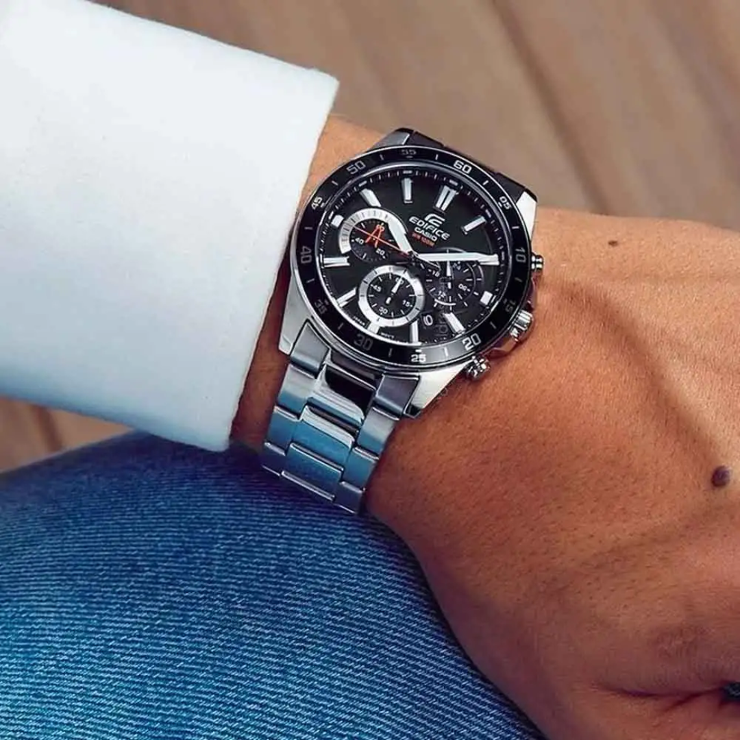 Reloj Casio l EFV-570D