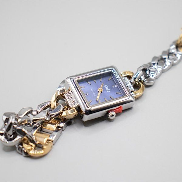 Reloj QQ F05A